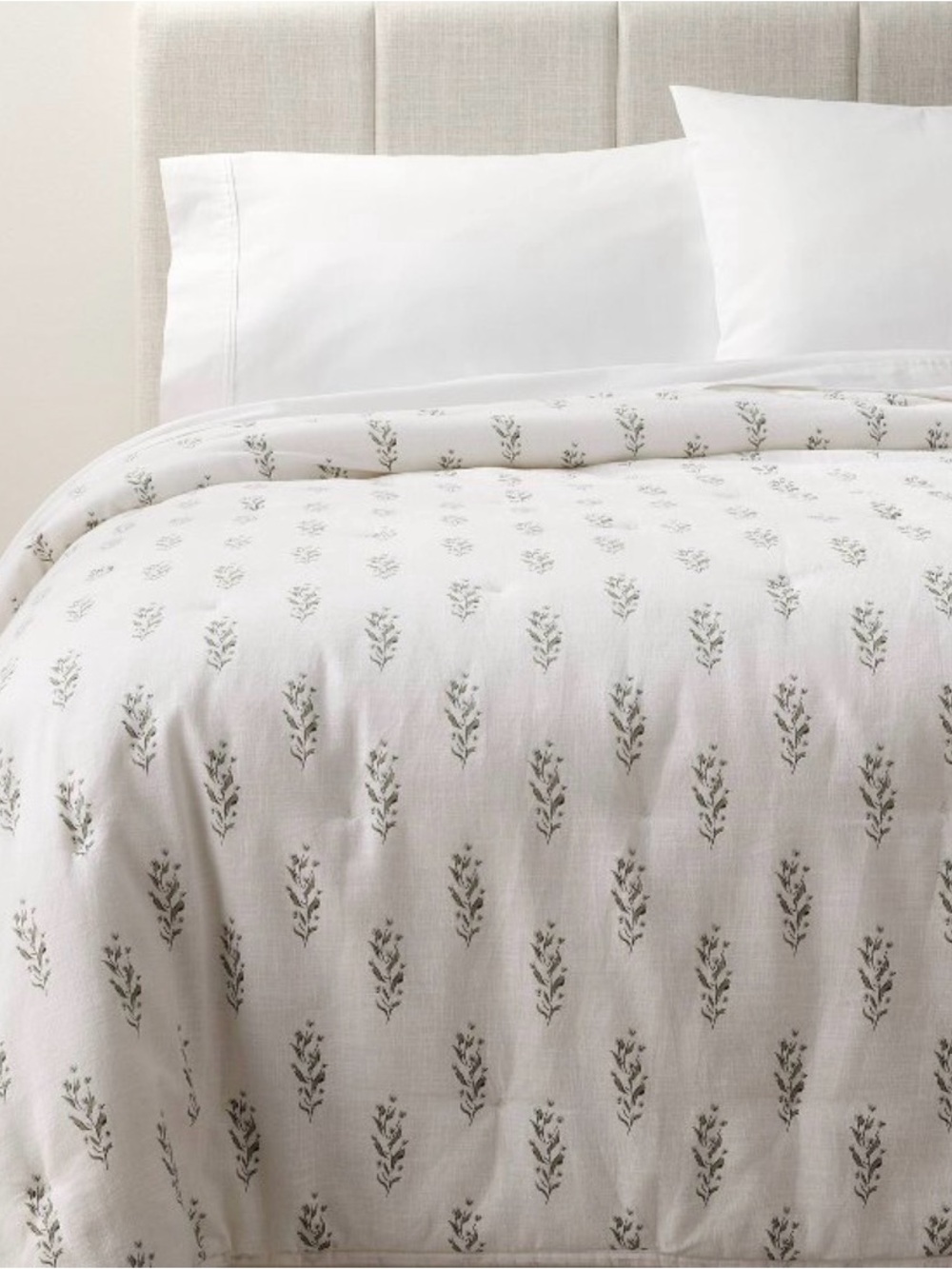 NWT Threshold Full/Queen Cotton Slub Blockprint Floral Quilt/Comforter & Shams